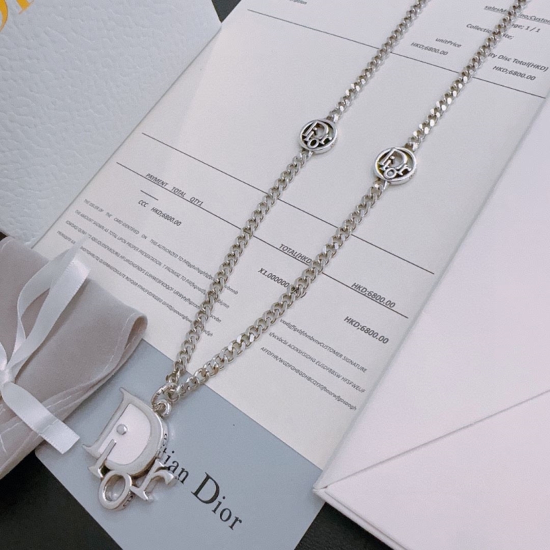 chr1st1an D10r necklaces